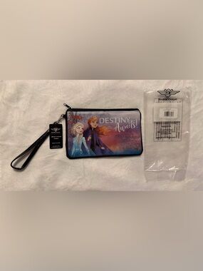 Buckle-Down Wallet Canvas Zip Pouch Frozen II Elsa and Anna